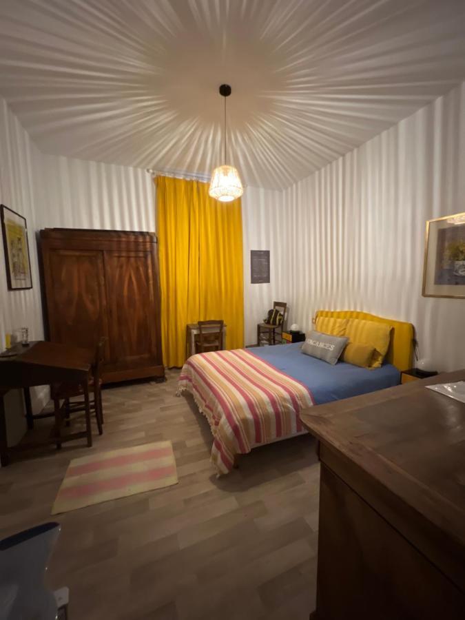 Chambre Sur La Falaise De Pontaillac Vaux-sur-Mer Luaran gambar