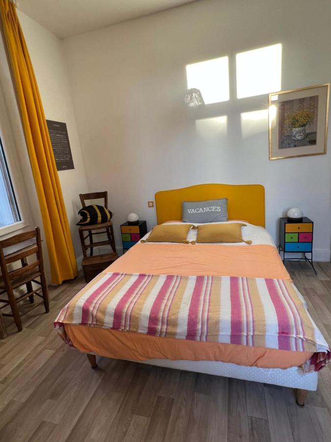 Chambre Sur La Falaise De Pontaillac Vaux-sur-Mer Luaran gambar